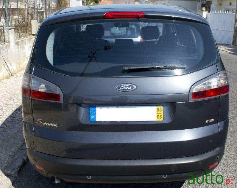 2008' Ford S-Max Titanium 7 Lug photo #3