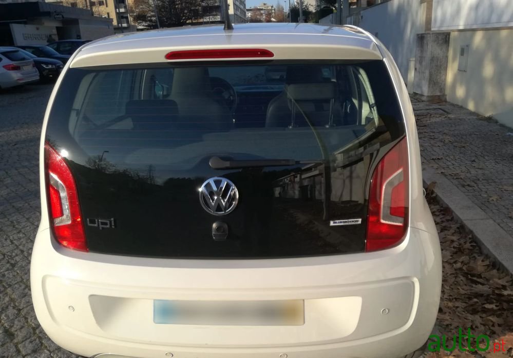 2014' Volkswagen Up! photo #4