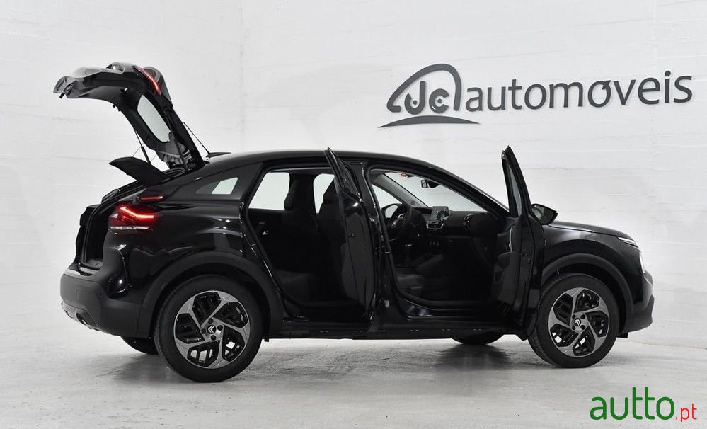 2024' Citroen C4 photo #6