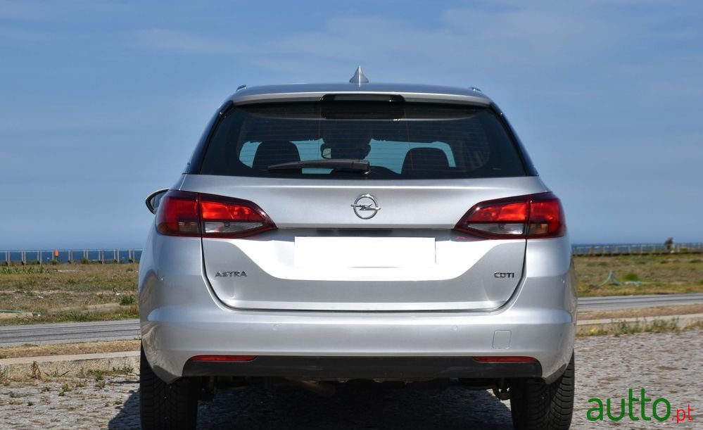 2019' Opel Astra Sports Tourer photo #5