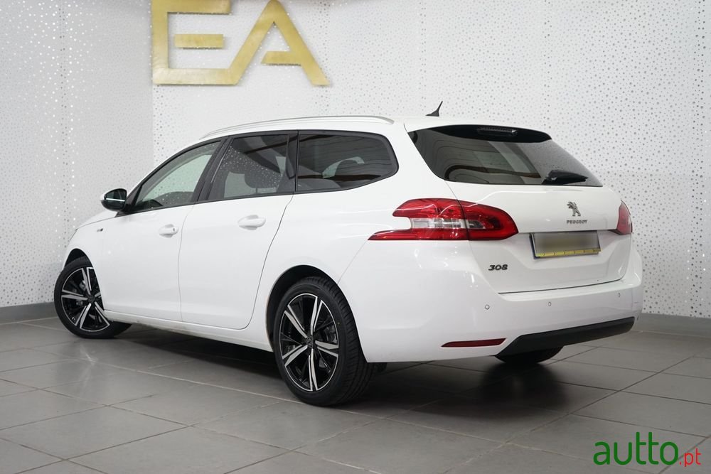 2017' Peugeot 308 Sw photo #4