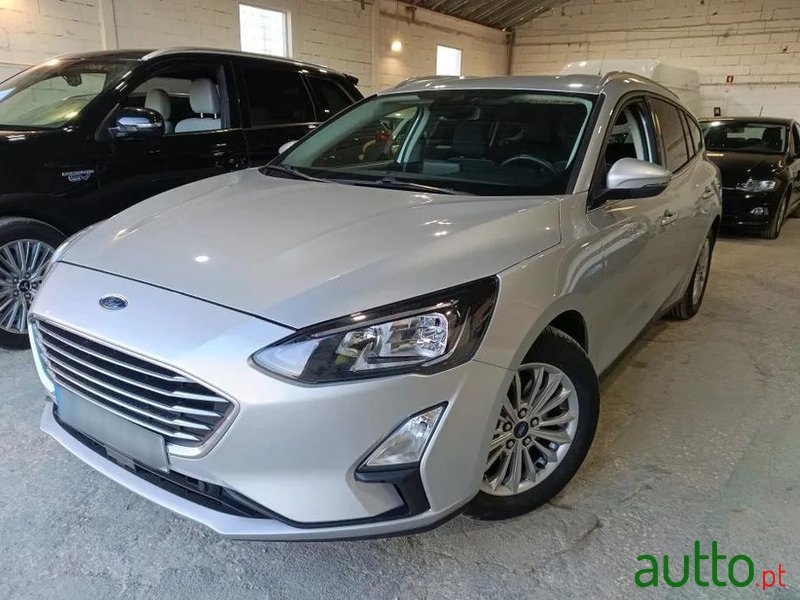 2020' Ford Focus Sw photo #1