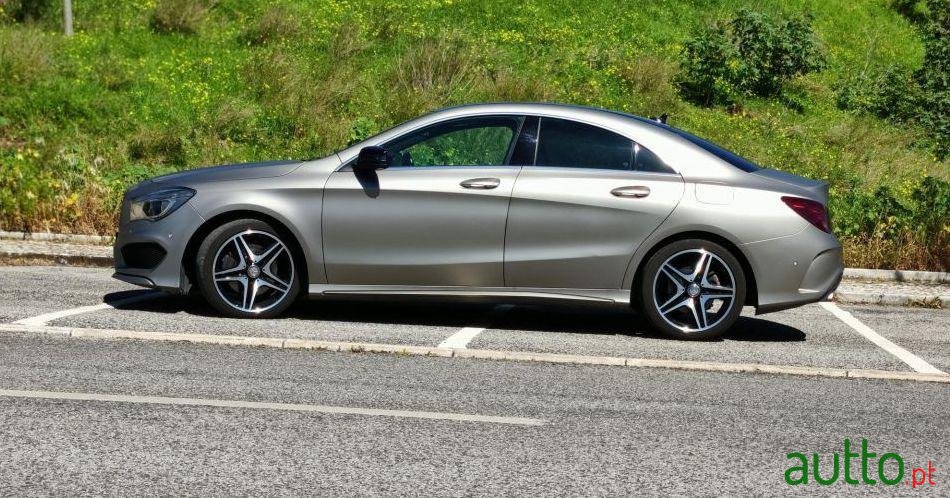 2013' Mercedes-Benz Cla-220 photo #1