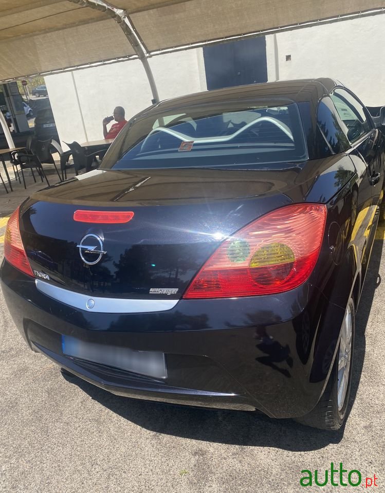 2005' Opel Tigra Twintop 1.4 photo #2