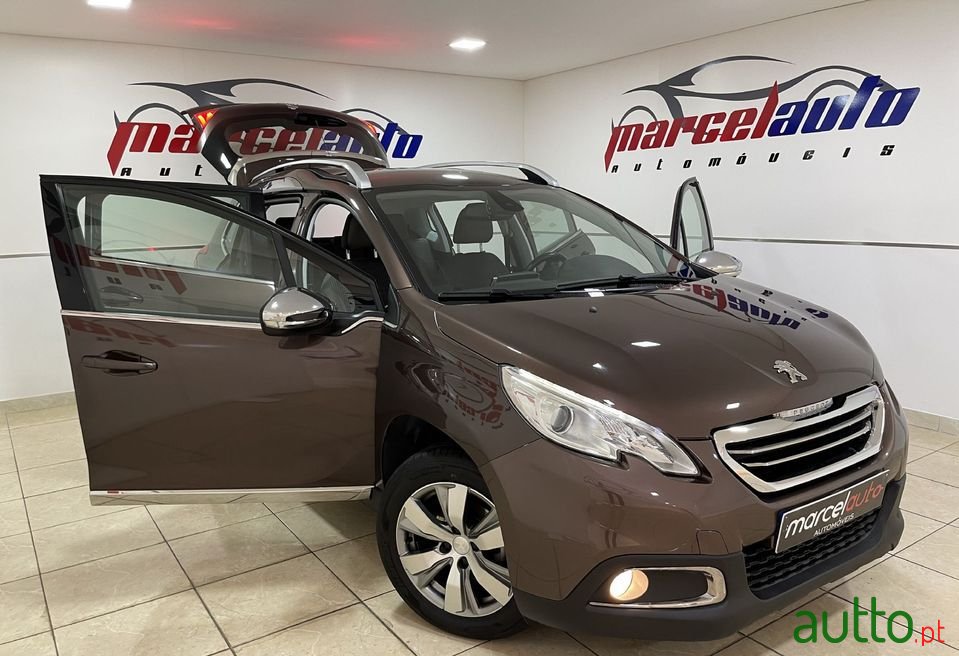 2014' Peugeot 2008 photo #4