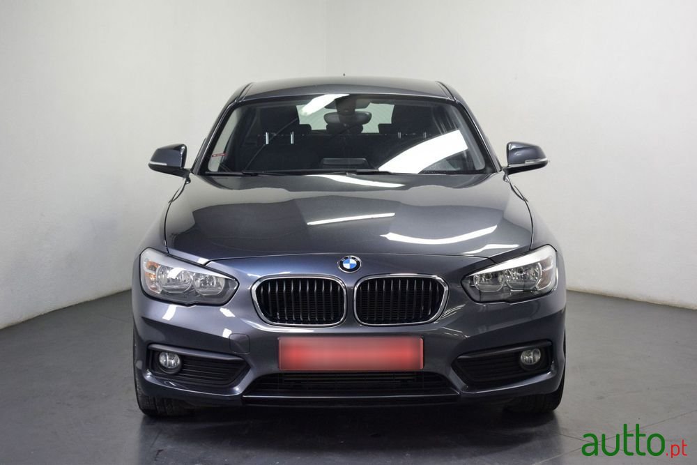 2019' BMW Série 1 D Advantage photo #2