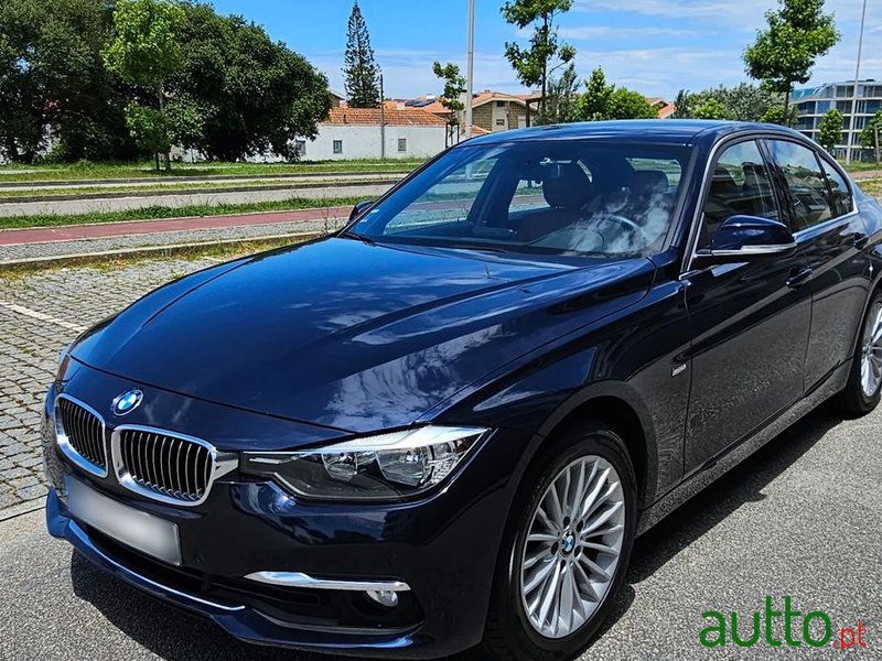 2016' BMW 318 D Line Luxury Auto photo #2