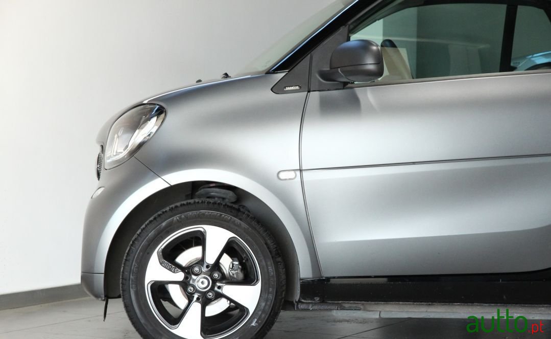 2018' Smart Fortwo photo #5