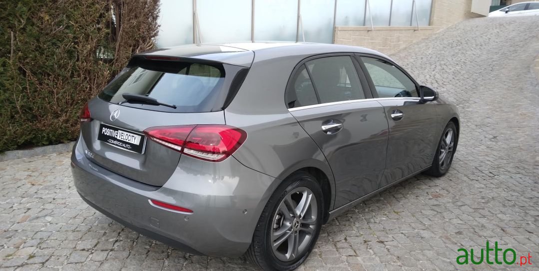 2019' Mercedes-Benz A-180 photo #2