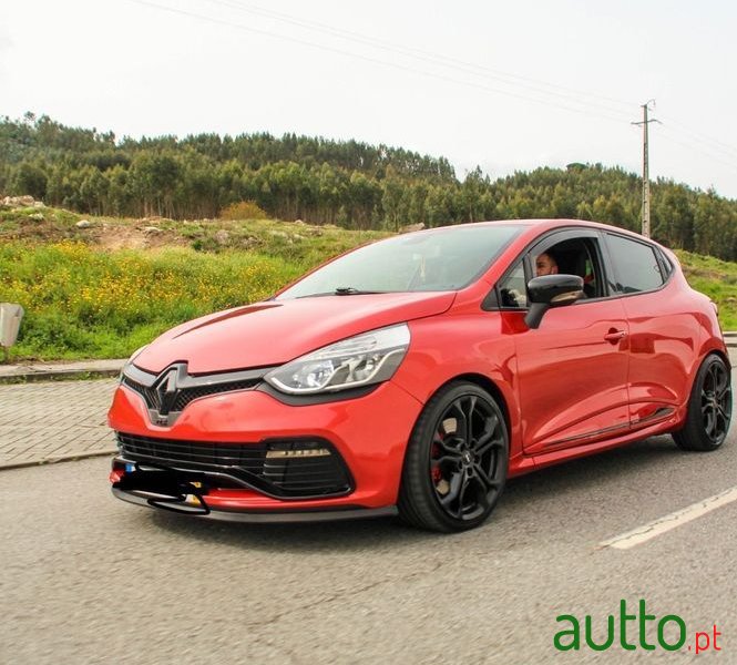 2014' Renault Clio 1.6 T Rs Edc photo #5