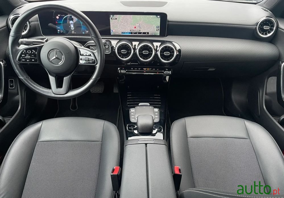 2020' Mercedes-Benz CLA 180 photo #6