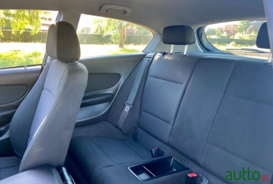 2007' BMW 118 photo #2