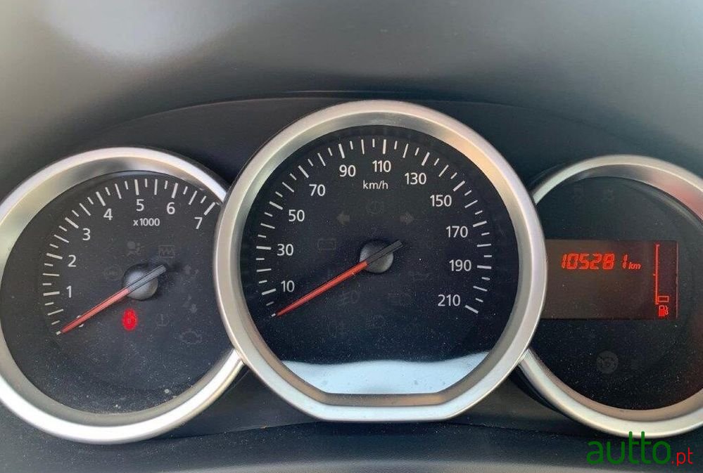 2017' Dacia Sandero photo #6