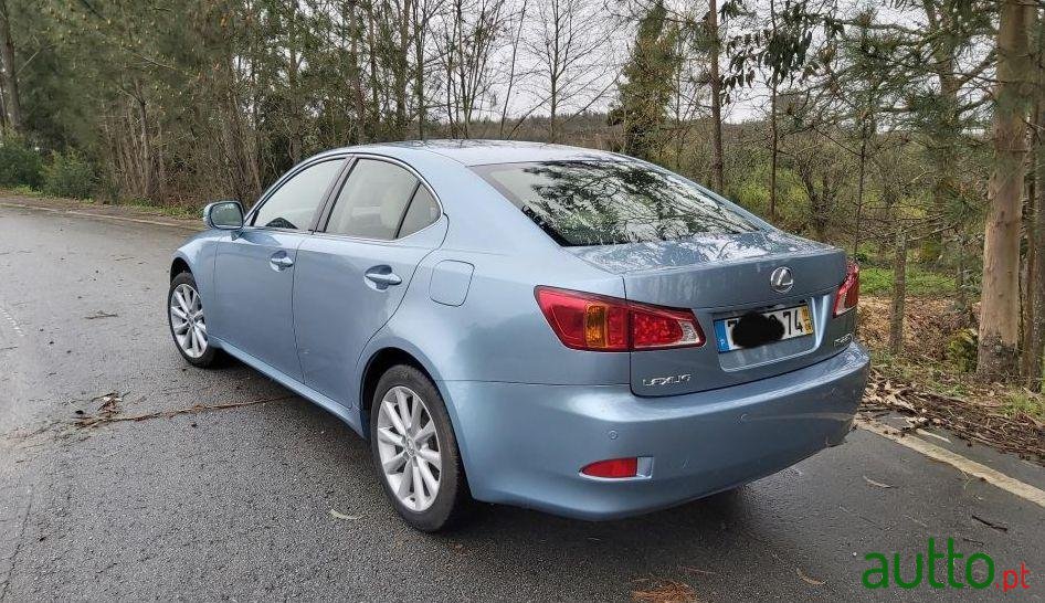 2010' Lexus Is-220 Luxury photo #1