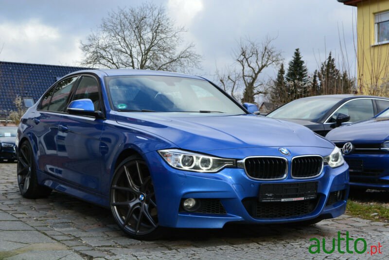 2013' BMW 318 M-Sport photo #1