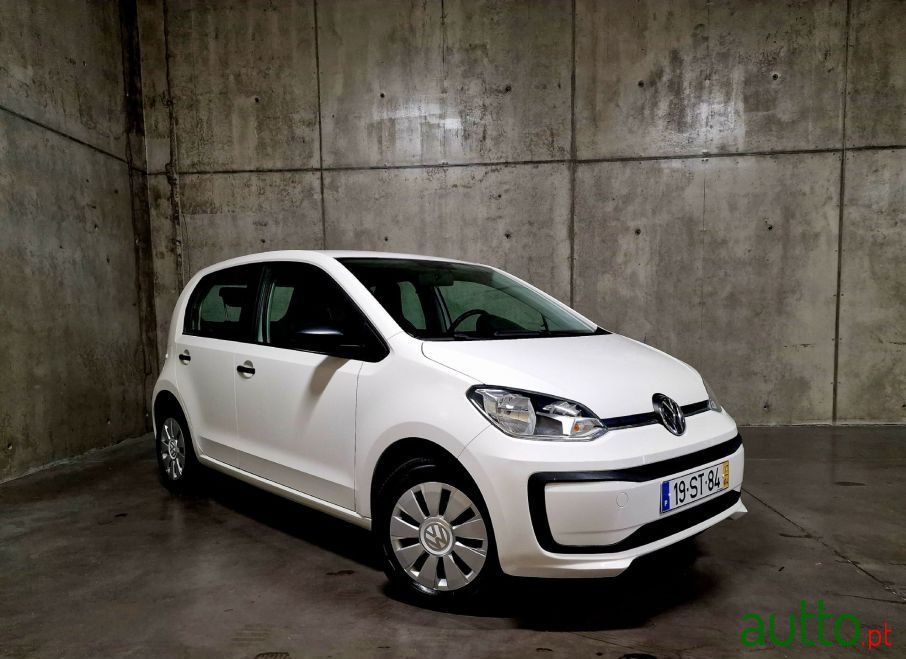 2017' Volkswagen Up photo #3
