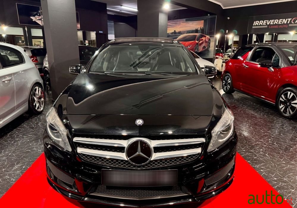 2013' Mercedes-Benz Classe A photo #2