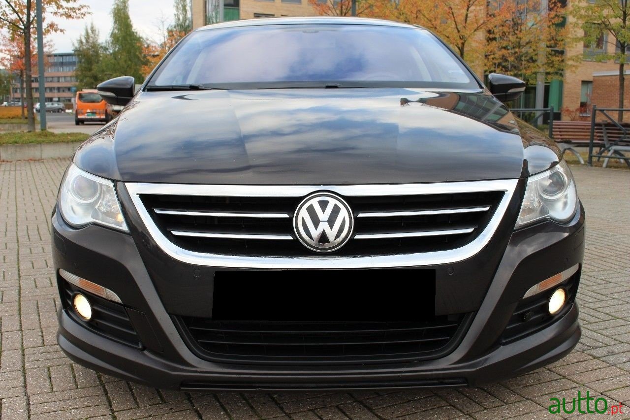 2012' Volkswagen Passat CC 20 photo #1