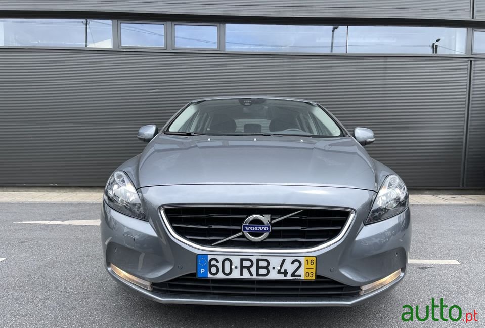 2016' Volvo V40 photo #4