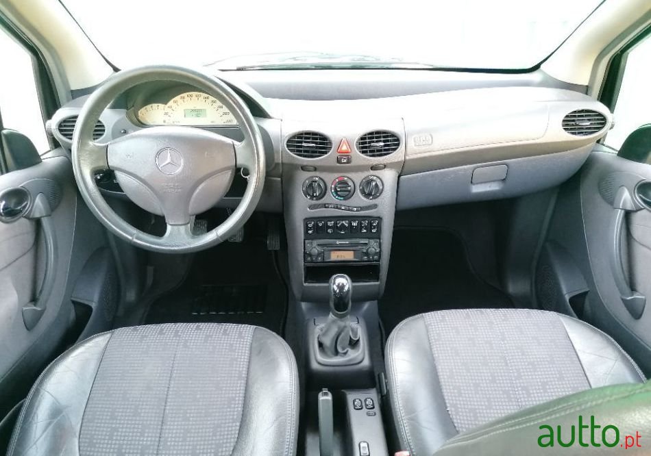 2000' Mercedes-Benz A-170 photo #3