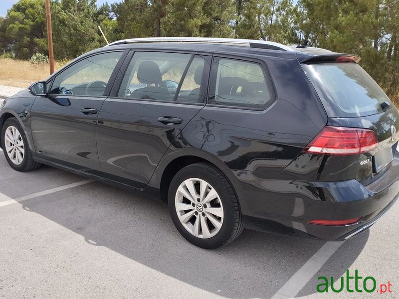 2018' Volkswagen Golf Variant photo #6