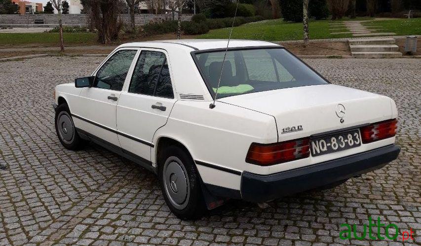 1986' Mercedes-Benz 190 Diesel photo #4