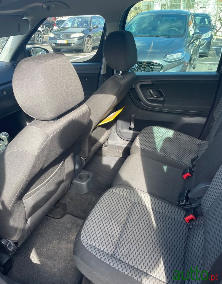 2012' Skoda Roomster photo #5