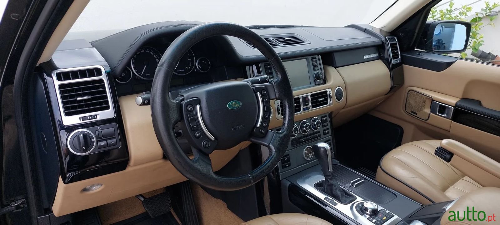 2006' Land Rover Range Rover photo #2