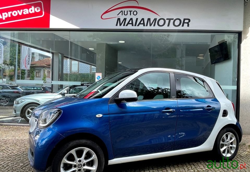 2016' Smart Forfour photo #2