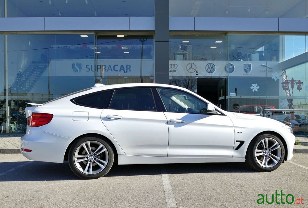 2014' BMW Série 3 D Line Sport photo #5