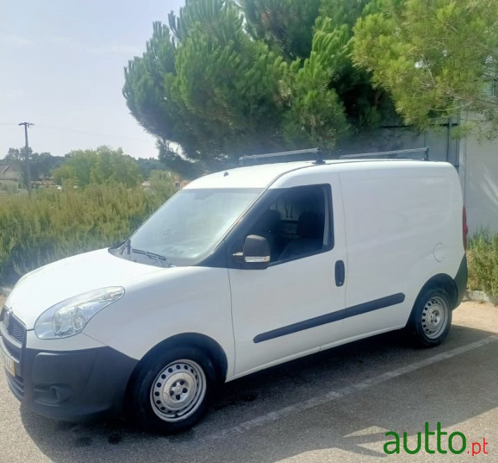 2015' Fiat Doblo photo #5