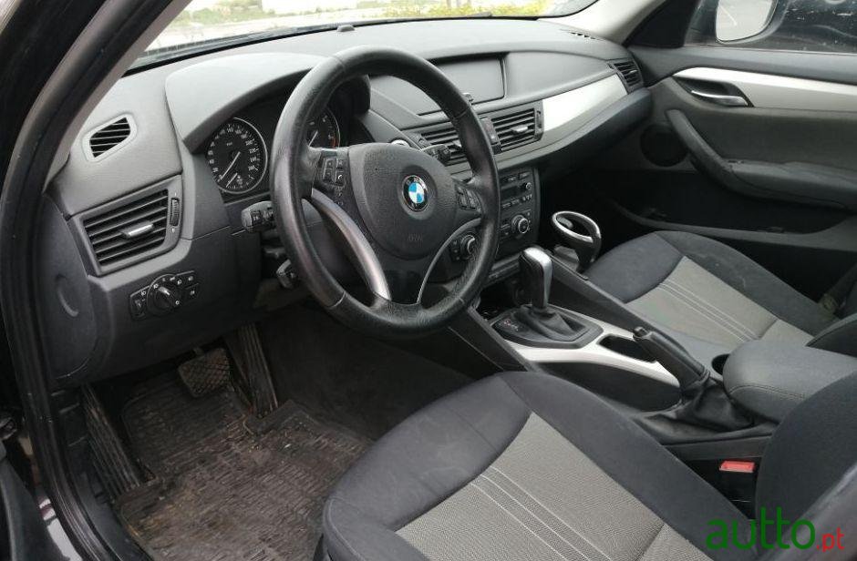 2011' BMW X1 18 D Sdrive photo #5