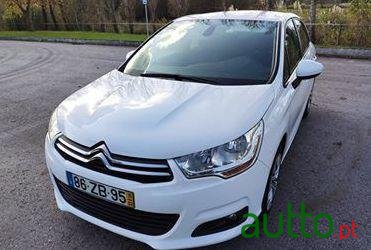 2015' Citroen C4 photo #3