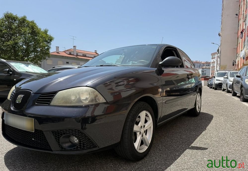 2006' SEAT Ibiza photo #2
