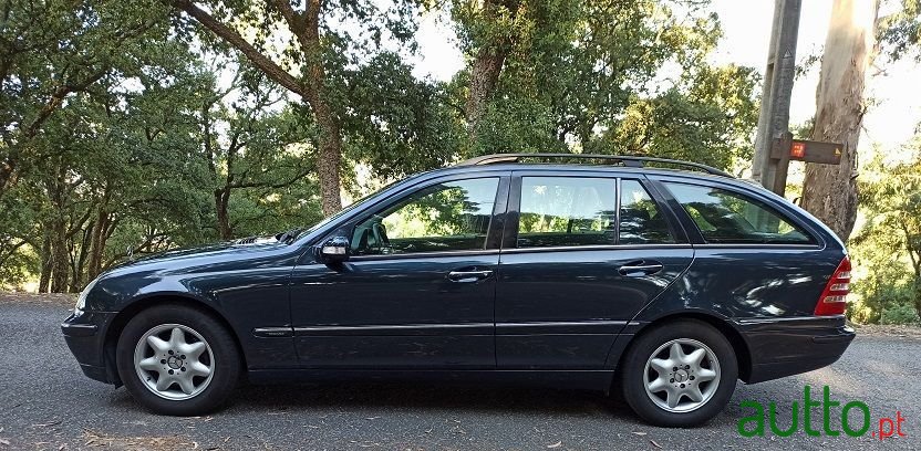 2003' Mercedes-Benz C-180 photo #3