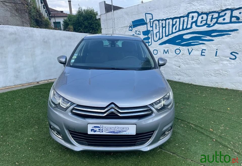 2018' Citroen C4 photo #2