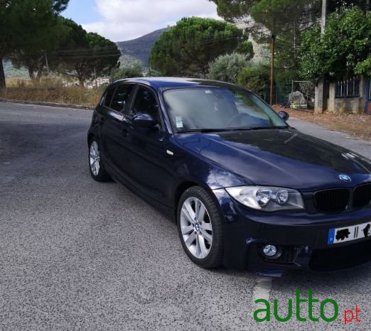2009' BMW 120 photo #3