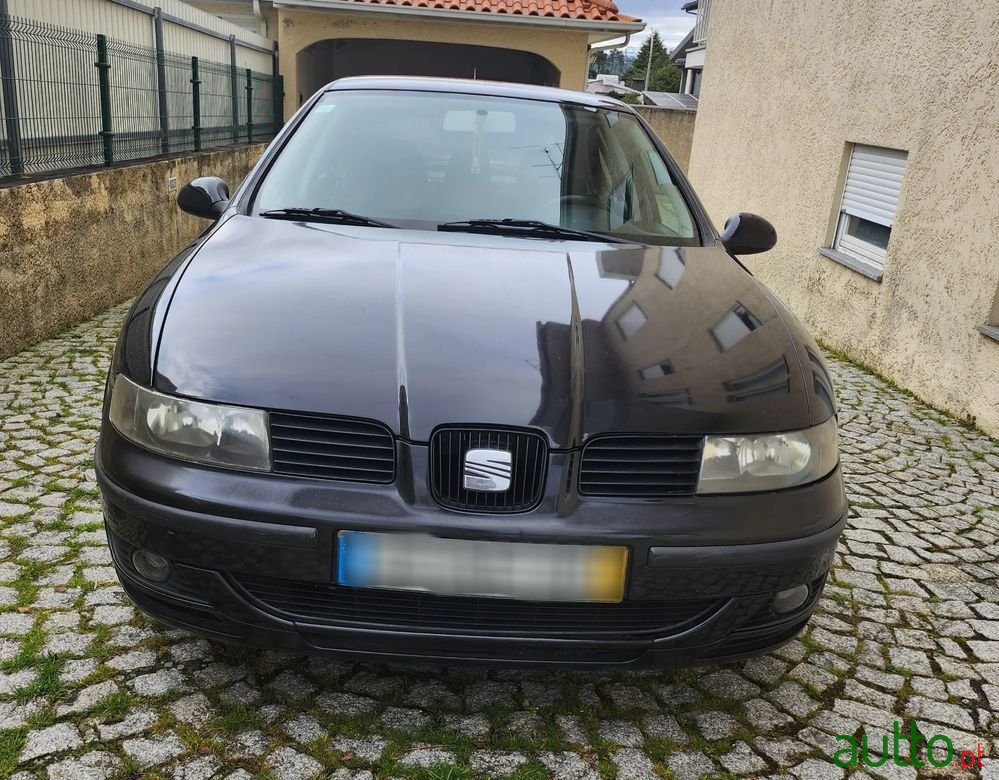 2005' SEAT Leon photo #2