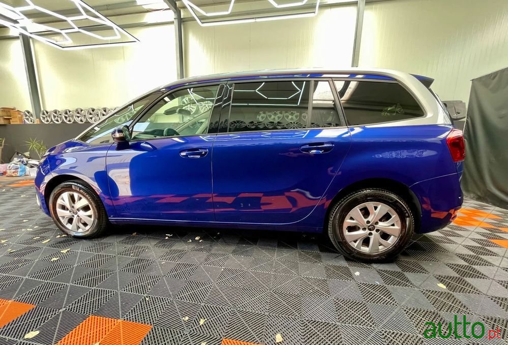 2018' Citroen Grand C4 SpaceTourer photo #4