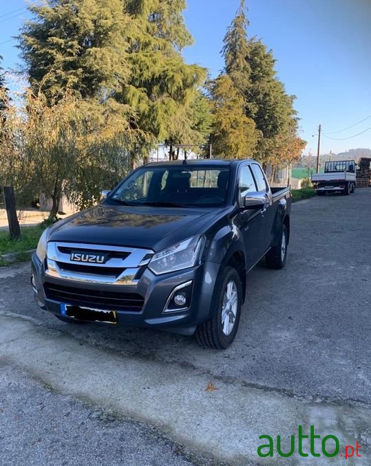 2019' Isuzu D-Max photo #3