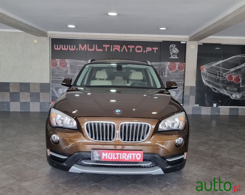 2013' BMW X1 photo #1