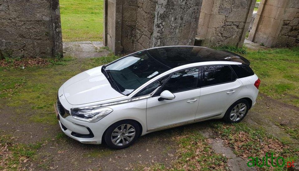 2014' Citroen DS5 photo #3