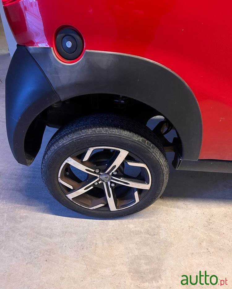 2021' Aixam Crossover photo #4