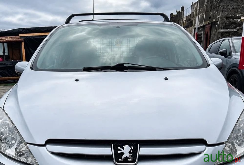 2002' Peugeot 307 1.4 Hdi Xs photo #4