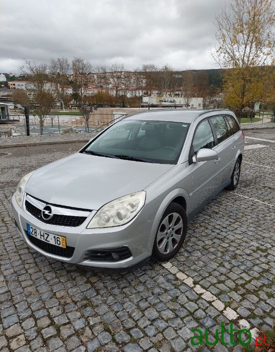 2009' Opel Vectra Caravan photo #1