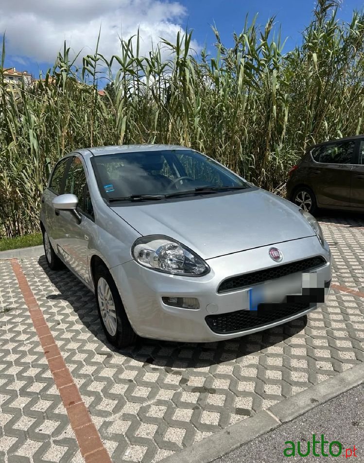 2014' Fiat Punto 1.3 M-Jet Easy S&S photo #1
