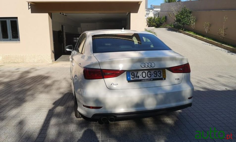 2014' Audi A3 Limousine photo #1