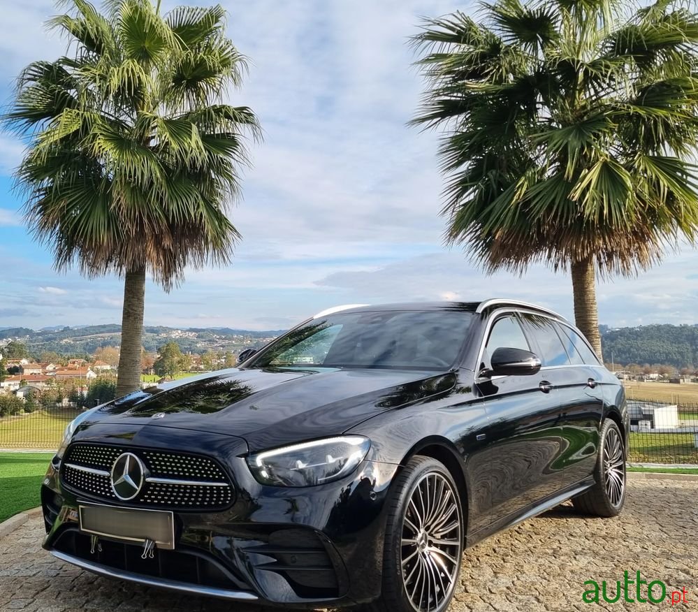 2021' Mercedes-Benz Classe E De photo #1