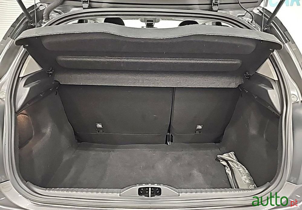 2021' Citroen C3 1.2 Puretech C-Series photo #6
