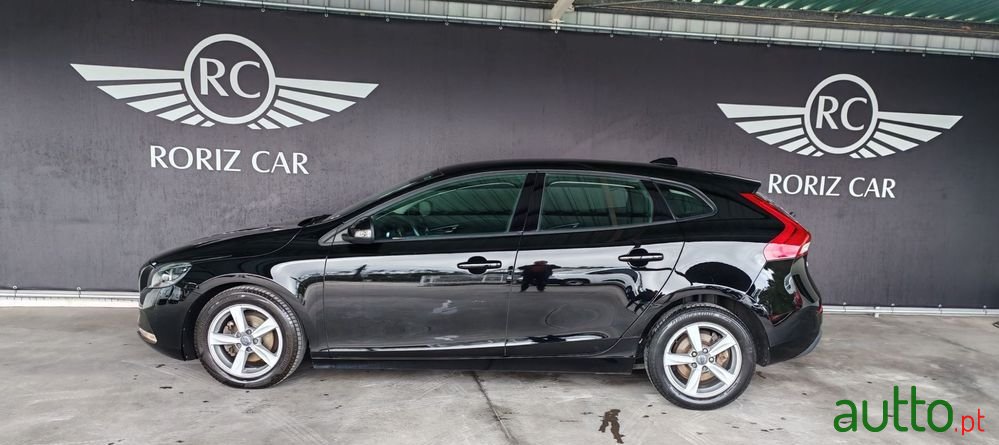 2014' Volvo V40 photo #4